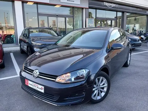 Used VOLKSWAGEN GOLF Petrol 2015 Ad 