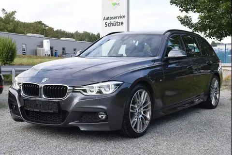 Used BMW SERIE 3 Petrol 2018 Ad 