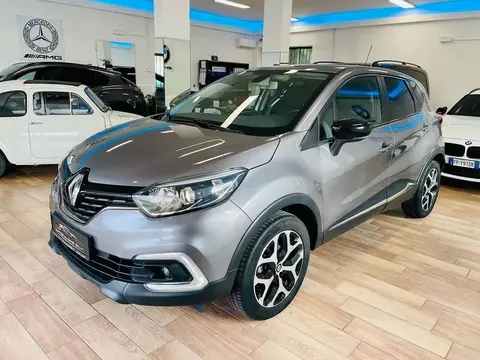 Annonce RENAULT CAPTUR Essence 2018 d'occasion 