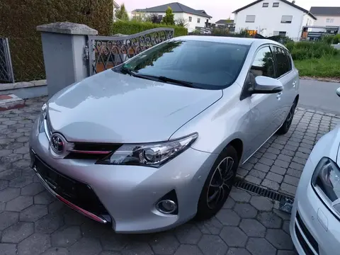 Annonce TOYOTA AURIS Essence 2015 d'occasion 