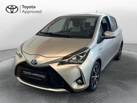 Used TOYOTA YARIS Hybrid 2018 Ad 