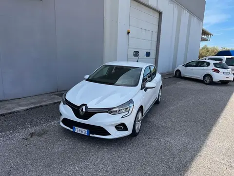 Annonce RENAULT CLIO Essence 2019 d'occasion 