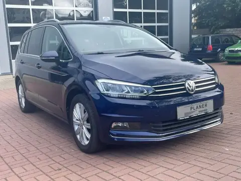 Used VOLKSWAGEN TOURAN Petrol 2018 Ad 