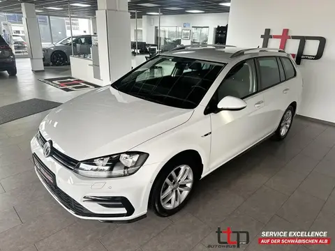 Used VOLKSWAGEN GOLF Petrol 2019 Ad 