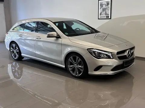 Annonce MERCEDES-BENZ CLASSE CLA Essence 2018 d'occasion 