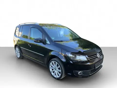 Used VOLKSWAGEN TOURAN Petrol 2015 Ad 