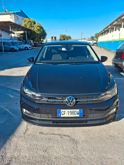 Used VOLKSWAGEN POLO  2021 Ad 