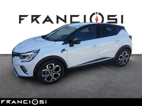 Used RENAULT CAPTUR Hybrid 2021 Ad 