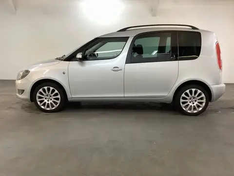 Used SKODA ROOMSTER Petrol 2015 Ad 