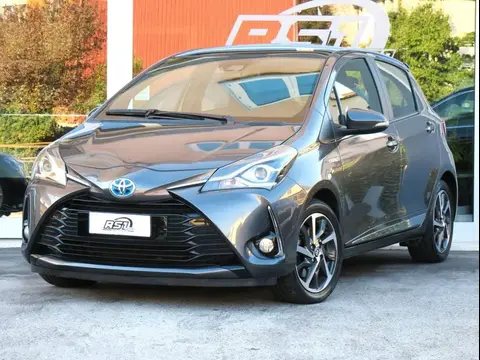 Used TOYOTA YARIS Hybrid 2017 Ad 