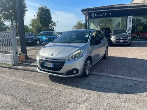 Used PEUGEOT 208 Petrol 2016 Ad 