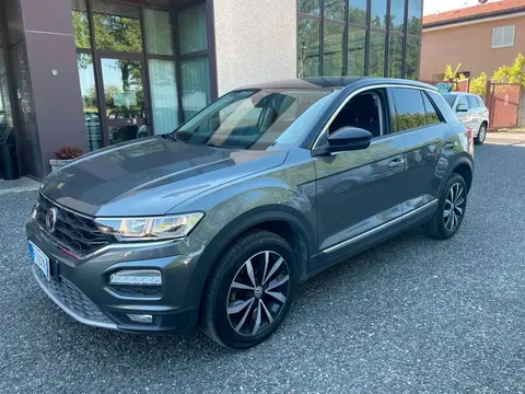 Used VOLKSWAGEN T-ROC Diesel 2019 Ad 