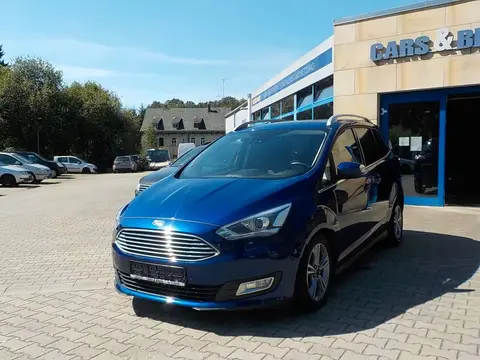 Used FORD GRAND C-MAX Petrol 2017 Ad 