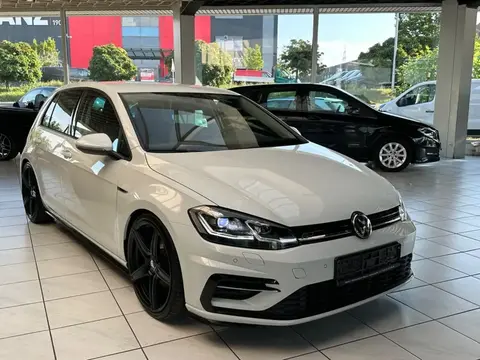 Used VOLKSWAGEN GOLF Petrol 2018 Ad 