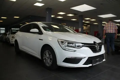 Used RENAULT MEGANE Petrol 2017 Ad 