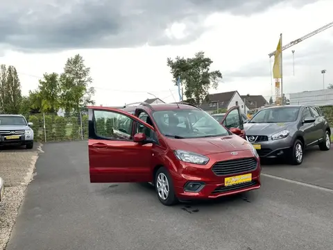 Used FORD TOURNEO Petrol 2019 Ad 