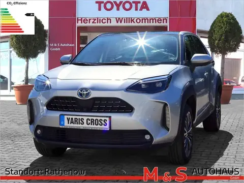 Used TOYOTA YARIS Hybrid 2021 Ad Germany