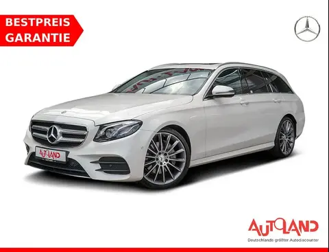 Annonce MERCEDES-BENZ CLASSE E Essence 2017 d'occasion 