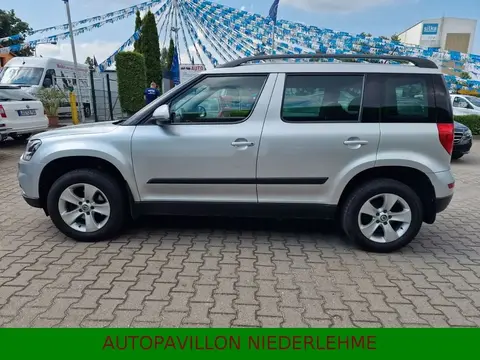 Used SKODA YETI Petrol 2016 Ad 