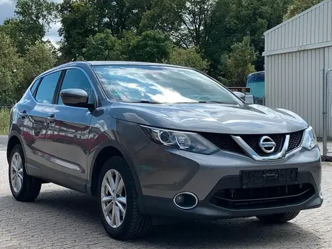 Used NISSAN QASHQAI Petrol 2014 Ad Germany