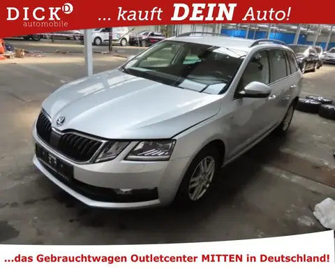 Used SKODA OCTAVIA Petrol 2019 Ad 