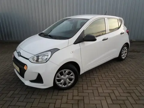 Used HYUNDAI I10 Petrol 2017 Ad 