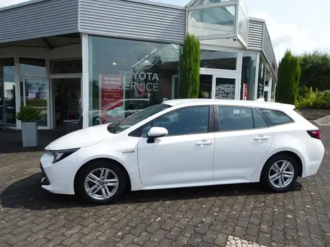 Used TOYOTA COROLLA Hybrid 2021 Ad 