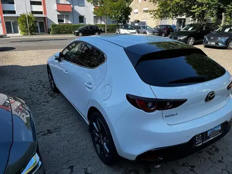 Used MAZDA 3 Hybrid 2022 Ad 