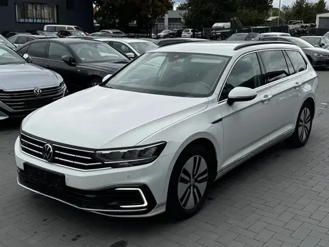 Used VOLKSWAGEN PASSAT Hybrid 2021 Ad 