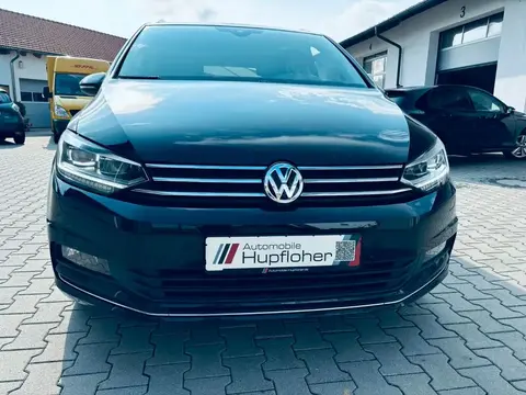 Used VOLKSWAGEN TOURAN Petrol 2019 Ad 