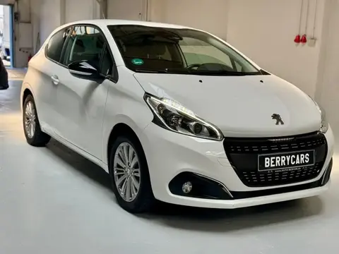 Used PEUGEOT 208 Petrol 2016 Ad 