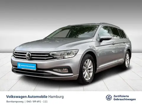 Used VOLKSWAGEN PASSAT Petrol 2020 Ad 