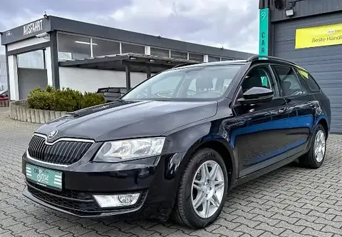 Used SKODA OCTAVIA Petrol 2014 Ad 