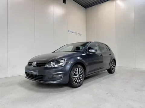 Used VOLKSWAGEN GOLF Petrol 2016 Ad Belgium