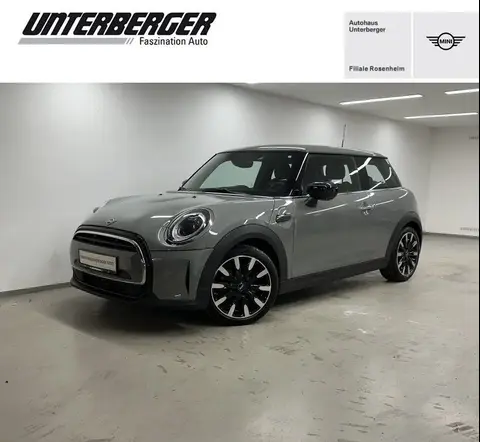 Used MINI ONE Petrol 2021 Ad Germany