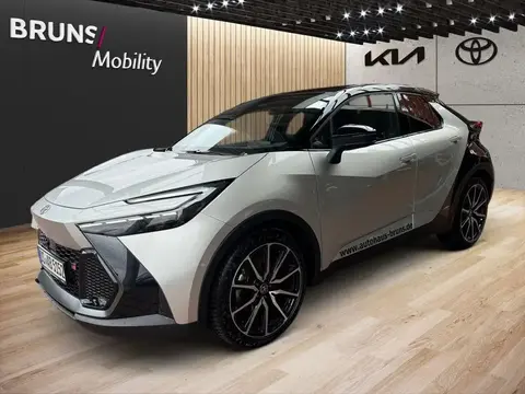 Used TOYOTA C-HR Hybrid 2023 Ad 