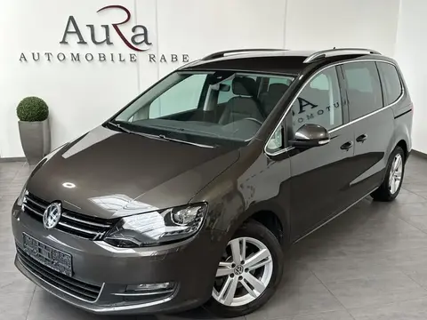 Used VOLKSWAGEN SHARAN Petrol 2021 Ad Germany