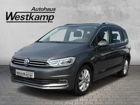 Used VOLKSWAGEN TOURAN Petrol 2018 Ad 