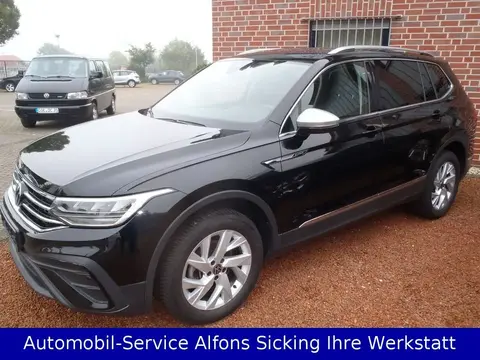 Used VOLKSWAGEN TIGUAN Petrol 2023 Ad 