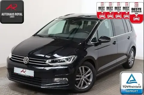 Used VOLKSWAGEN TOURAN Petrol 2017 Ad 