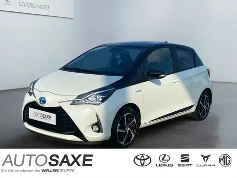 Used TOYOTA YARIS Hybrid 2019 Ad Germany