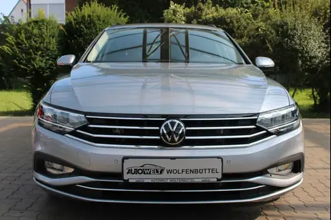 Used VOLKSWAGEN PASSAT Petrol 2023 Ad 