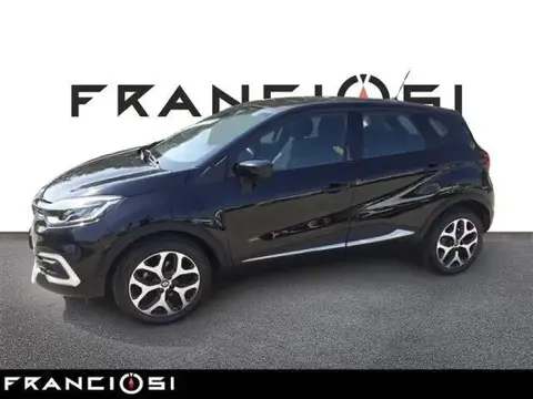 Used RENAULT CAPTUR Diesel 2017 Ad 