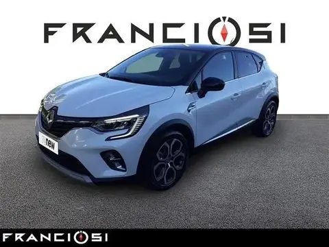 Used RENAULT CAPTUR Hybrid 2021 Ad 