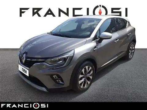 Used RENAULT CAPTUR Hybrid 2021 Ad 