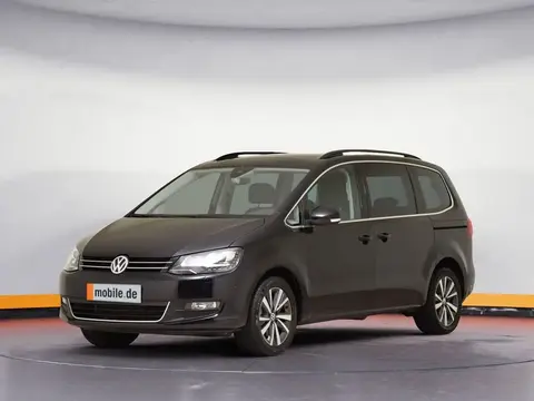 Used VOLKSWAGEN SHARAN Petrol 2022 Ad Germany