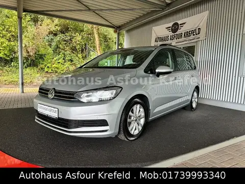 Used VOLKSWAGEN TOURAN Diesel 2017 Ad 