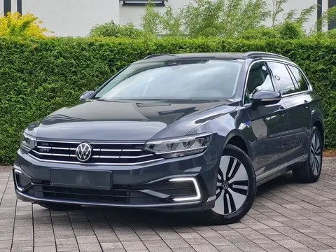 Used VOLKSWAGEN PASSAT Hybrid 2021 Ad 