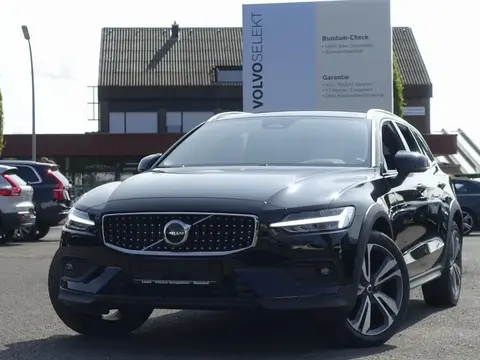 Used VOLVO V60 Diesel 2023 Ad 