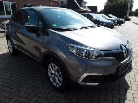 Annonce RENAULT CAPTUR Essence 2019 d'occasion 